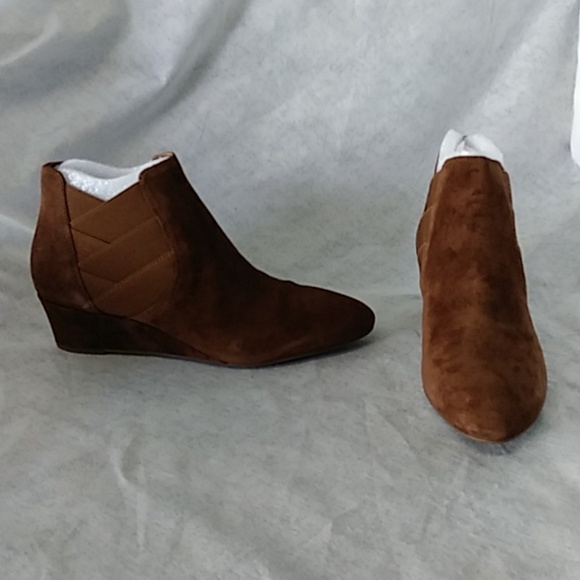 Via Spiga Shoes - Via Spiga V Harlie Ankle Bootie Chestnut 9M, A24
